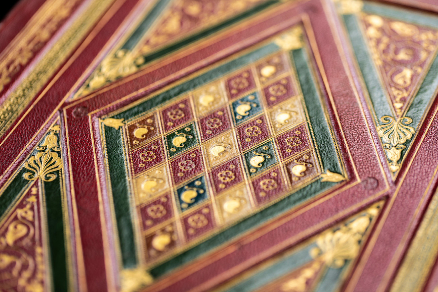 40,000 rare books